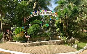 Loreland Farm Resort